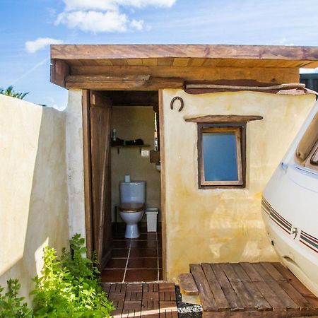 Caravan Apartment Tinajo Eksteriør bilde